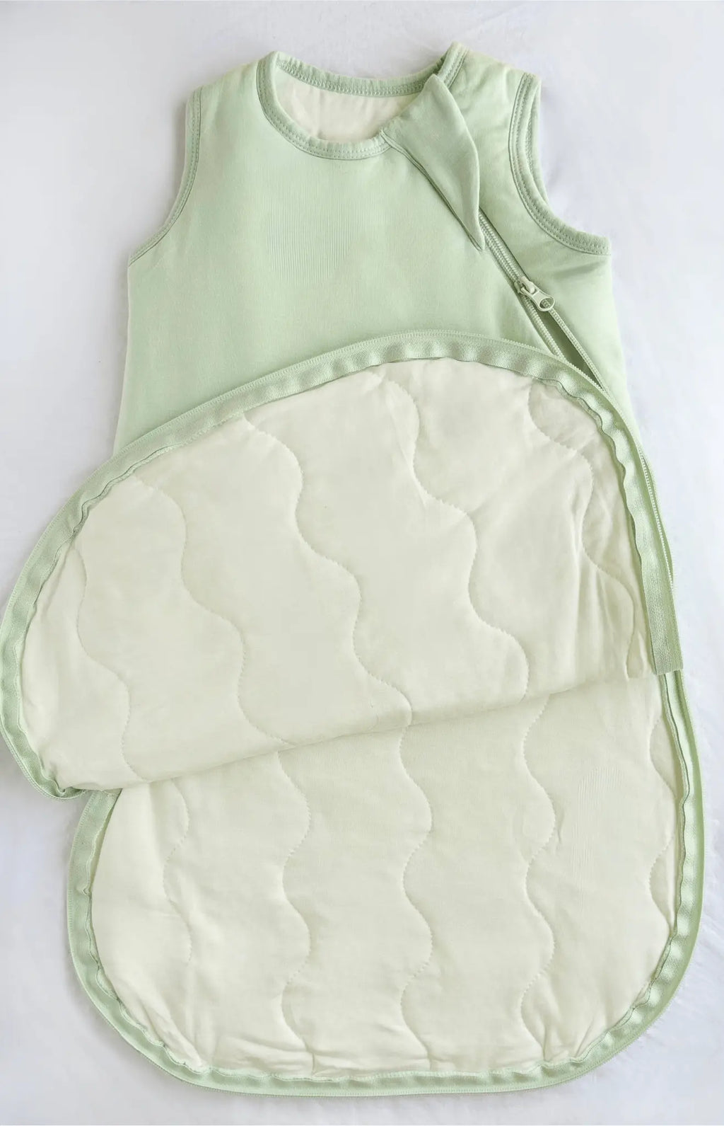 Dreamy Bamboo Sleeping Bag- Green TOG 1.5 Abrilbyclaudia